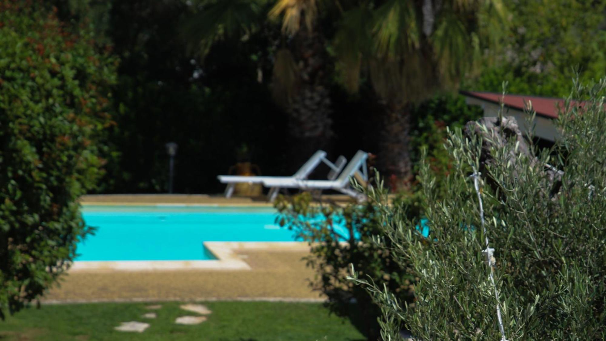 Villa Arisa With Pool Сельва-ди-Фазано Экстерьер фото